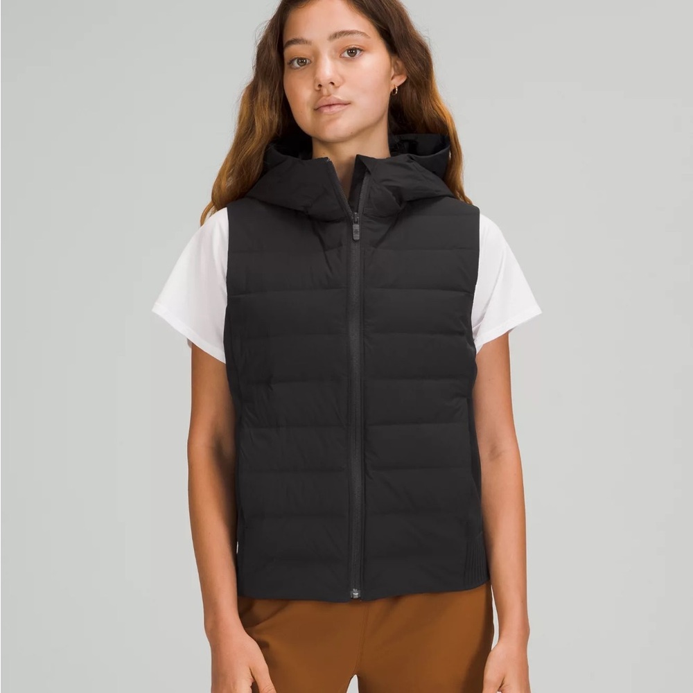 Lululemon Down & Around Vest, Black, Size 4, Like New
